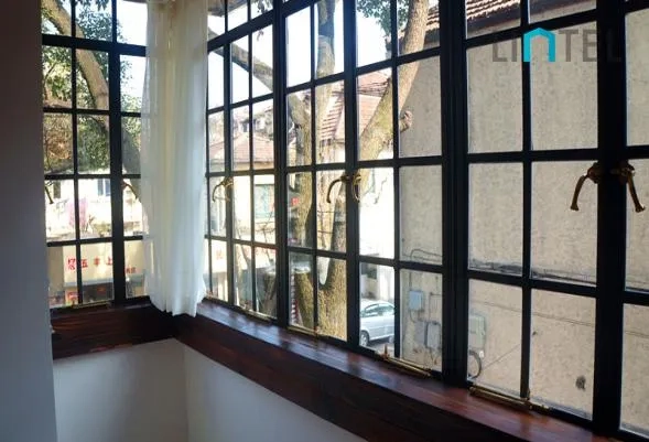 Rm 202 No 8 Wukang Road(5)