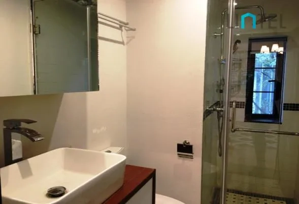 Rm 204 No 4 Lane 732 Huashan Road(7)