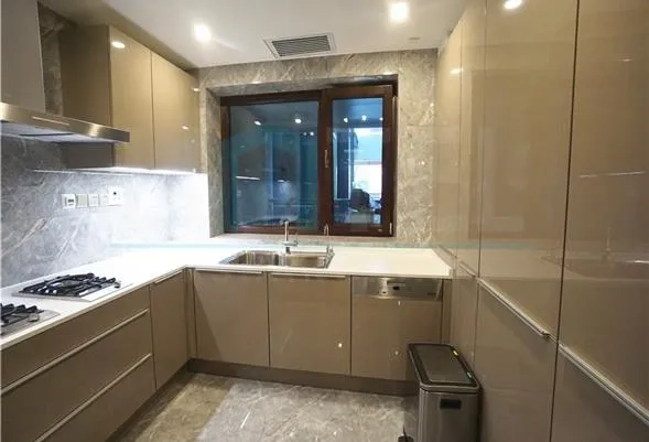 Rm 205 No 2 New Mansion(7)