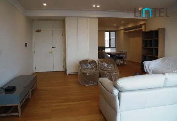 Rm 20B No 3 Chevalier Place(3)
