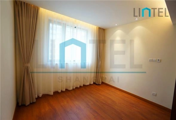 Rm 20B No D16 Top of City(15)