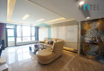 Rm 20B No D2 Top of City
