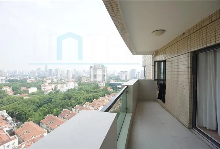 Rm 20D No 3 Ambassy Court(3)