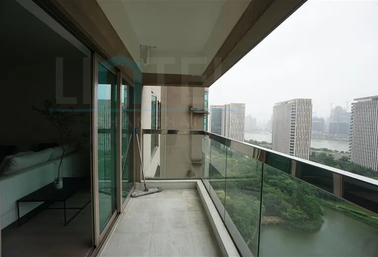 Rm 20F Unit 3 No 3 Shimao Riviera(4)