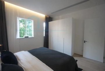 Rm 21 No 651 Weihai Road(6)