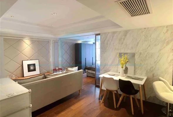 Rm 2102 No 116 The 1st ACME City Apartment