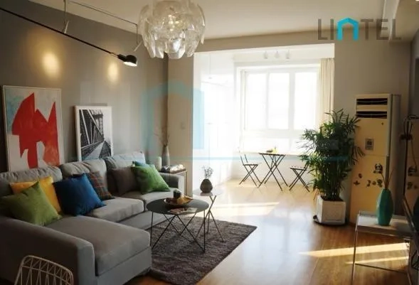 Rm 2102 No 3 Huaihai Garden