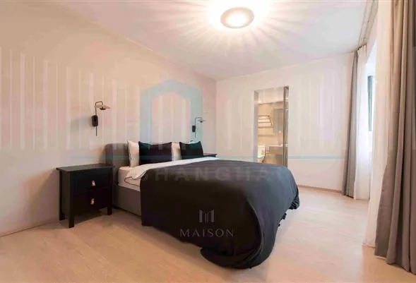 Rm 2102 No 5 Central Residence I(4)
