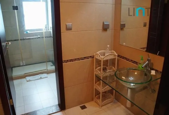 Rm 2103 No 16 Shimao Lakeside Garden(8)