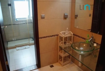 Rm 2103 No 16 Shimao Lakeside Garden(8)