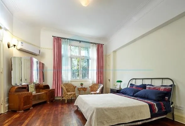 Rm 211 No 305 Hengshan Road(4)