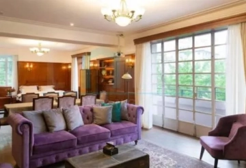 Rm 212 No 195 Changde  Road