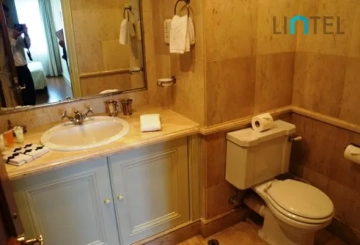 Rm 21A No 1 41 Hengshan Road(17)