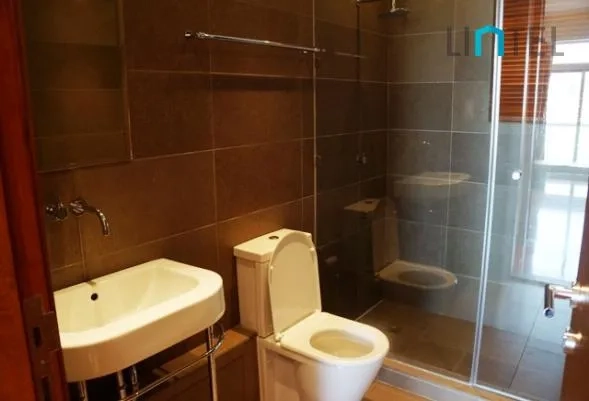 Rm 21A No 3 Chevalier Place(12)