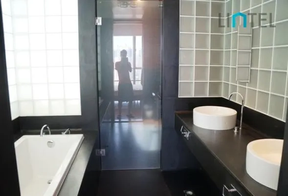 Rm 21A No 3 Chevalier Place(8)