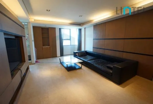 Rm 21C Gallery Tower(2)