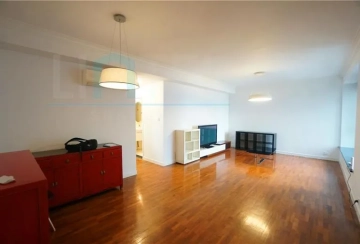 Rm 21D No 1 Palace Court