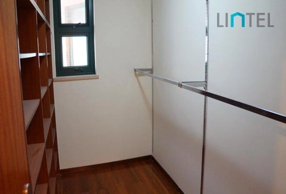 Rm 2201 No 10 Yanlord Garden(6)