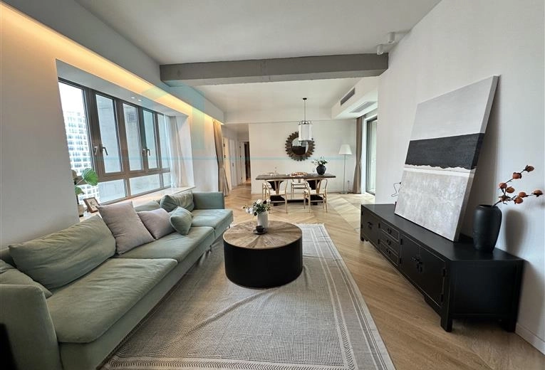 Rm 2201 No 5 Jing'an Four Seasons(3)