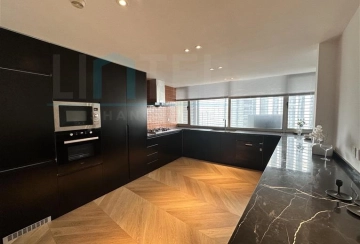 Rm 2201 No 5 Jing'an Four Seasons(4)