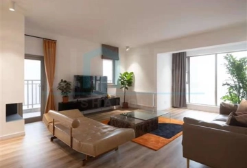 Rm 2201 No 6 Shanghai Bay Phase I
