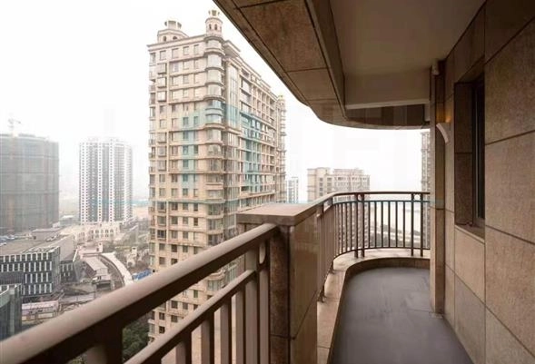 Rm 2201 No 6 Shanghai Bay Phase I(3)