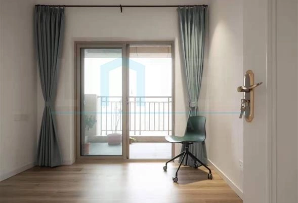 Rm 2201 No 6 Shanghai Bay Phase I(7)