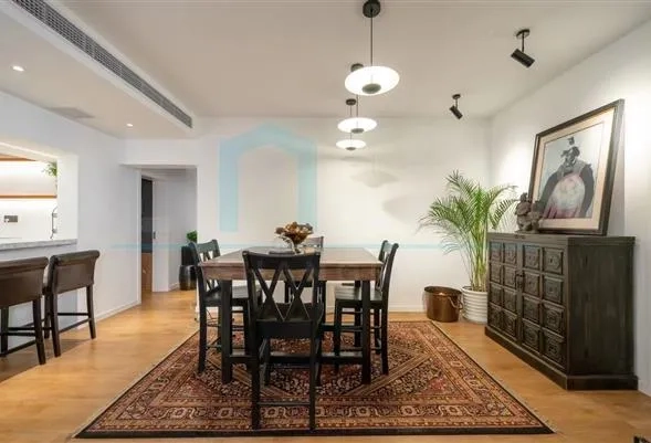 Rm 2201 No B Phoenix Mansion(4)
