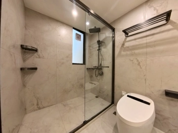 Rm 2201 No D22 Top of City(9)