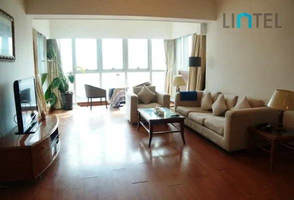 Rm 2202 La Residence(2)