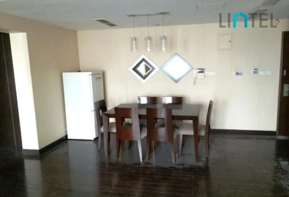 Rm 2202 No 1 Kings Park(3)