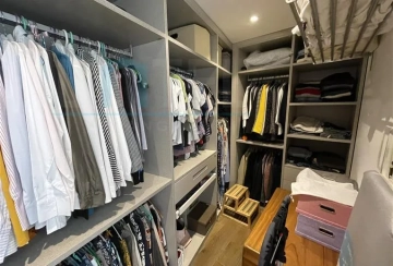 Rm 2202 No 7 Edifice(7)