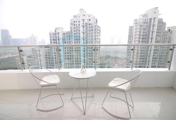 Rm 2202 No W9 Top of City(13)