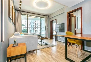 Rm 2203 No W2 Top of City