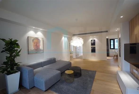 Rm 2204 No 1 La Cite(3)