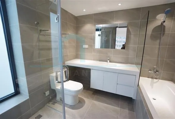 Rm 2204 No 1 La Cite(9)