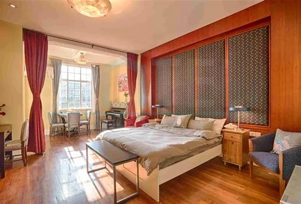 Rm 224 No 400 North Suzhou  Road(5)