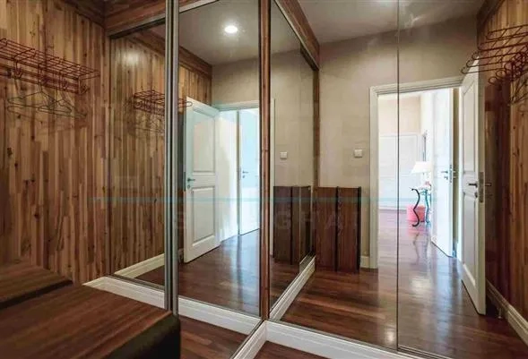 Rm 224 No 400 North Suzhou  Road(7)