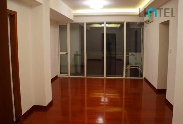 Rm 22B Jing Cai Ming Ren Mansion(4)