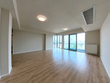 Rm 22B No 3 Chevalier Place