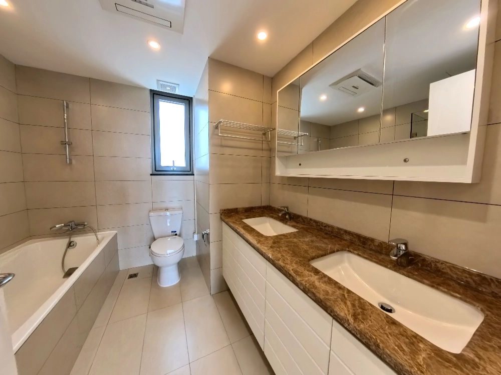 Rm 22B No 3 Chevalier Place(12)