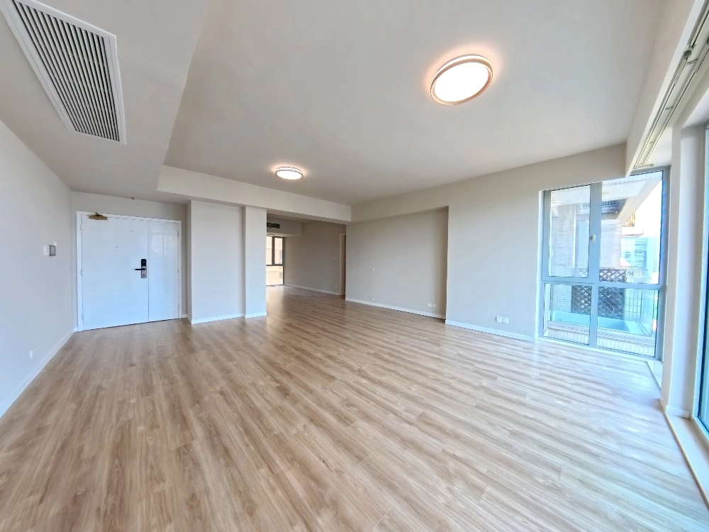 Rm 22B No 3 Chevalier Place(5)