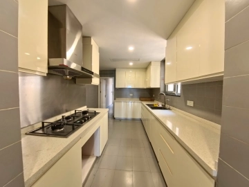 Rm 22B No 3 Chevalier Place(8)