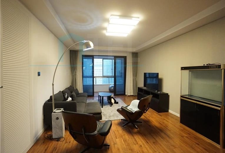 Rm 22C No 5 City Condo