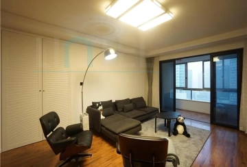 Rm 22C No 5 City Condo(2)