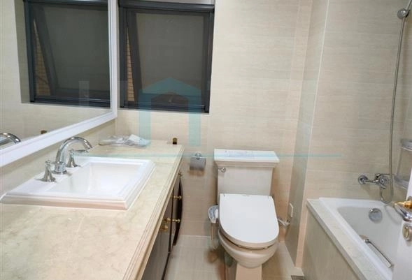 Rm 2301 No 18 Maison des Artistes(9)