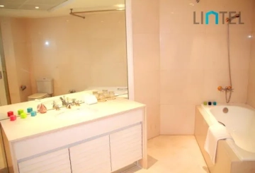 Rm 2301 No B Oriental London Plaza(7)
