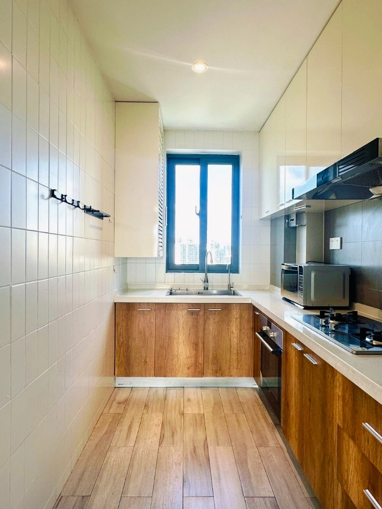 Rm 2302 No 1 Phoenix Garden(4)