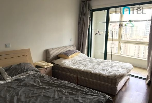 Rm 2302 No 8 East Huaihai Apartment(6)