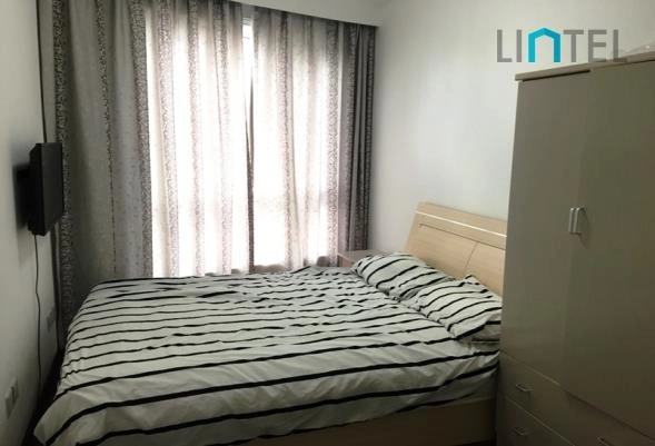 Rm 2302 No 8 East Huaihai Apartment(7)